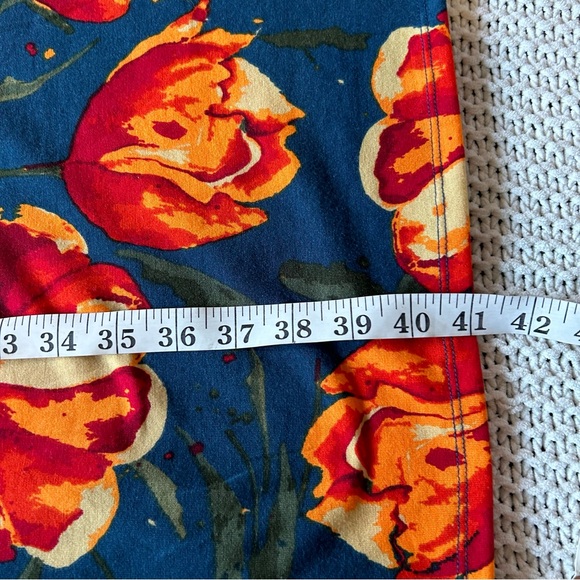 LuLaRoe Julie Dress - Picture 8 of 8